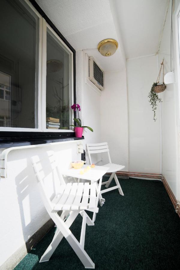 Old Town Scharajevo - Free Parking Apartment Sarajevo Ngoại thất bức ảnh