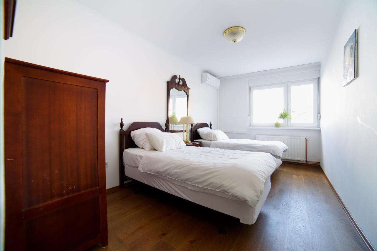 Old Town Scharajevo - Free Parking Apartment Sarajevo Ngoại thất bức ảnh