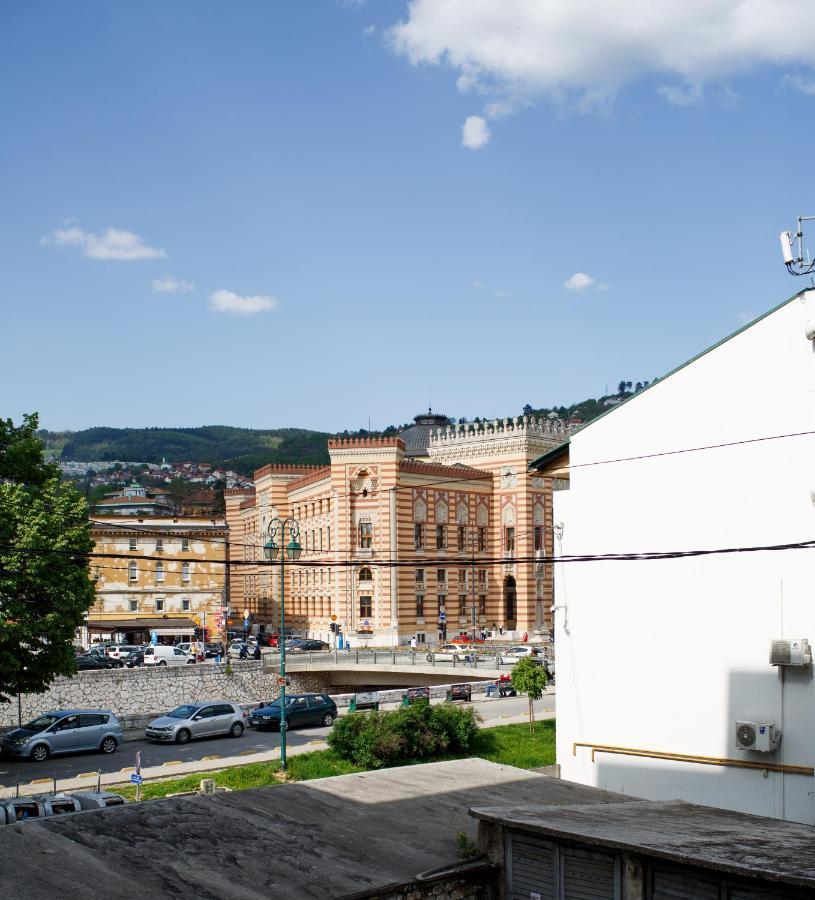 Old Town Scharajevo - Free Parking Apartment Sarajevo Ngoại thất bức ảnh